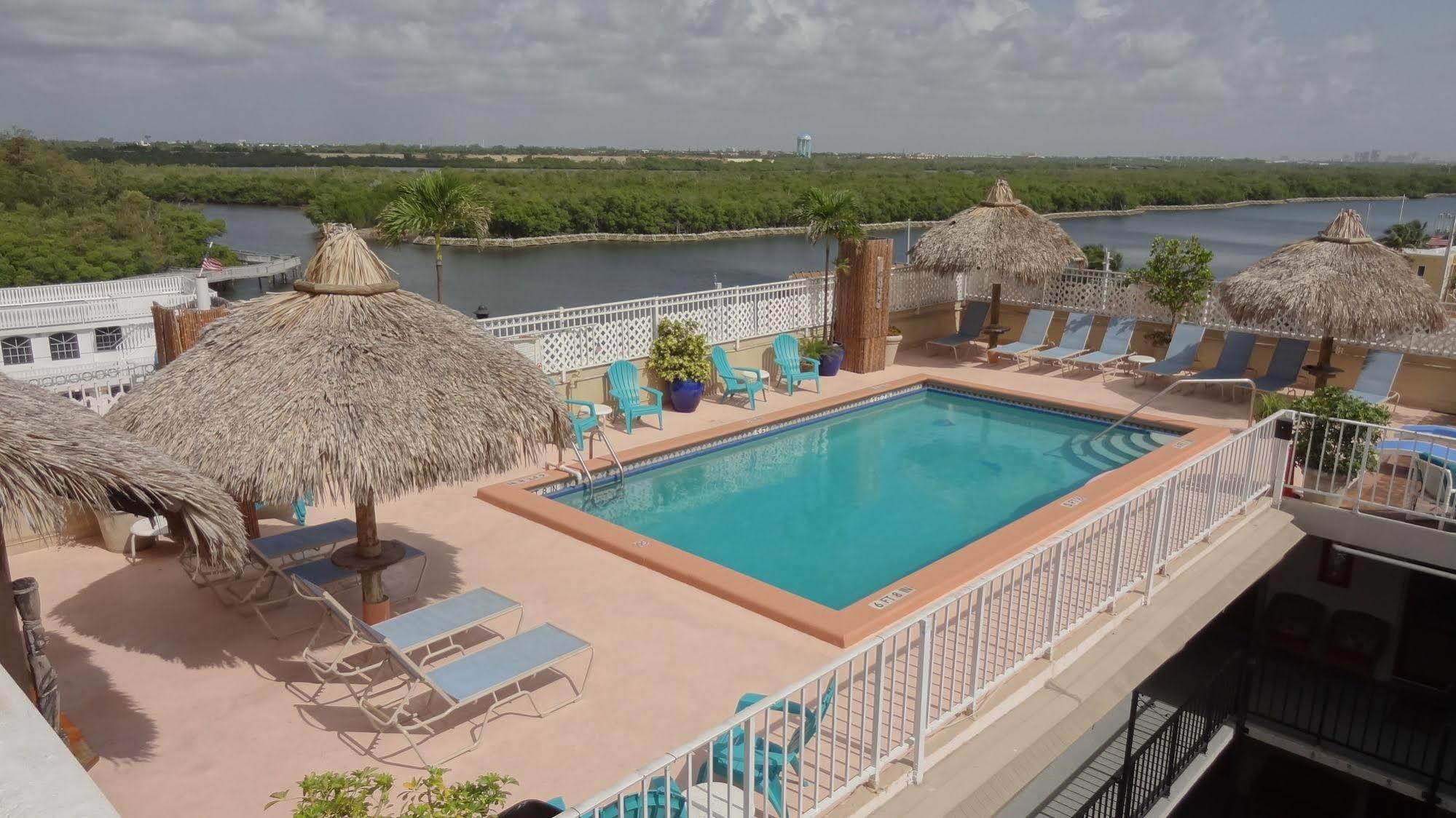 Rooftop Resort - Clothing Optional - Adult Only Hollywood Exterior photo